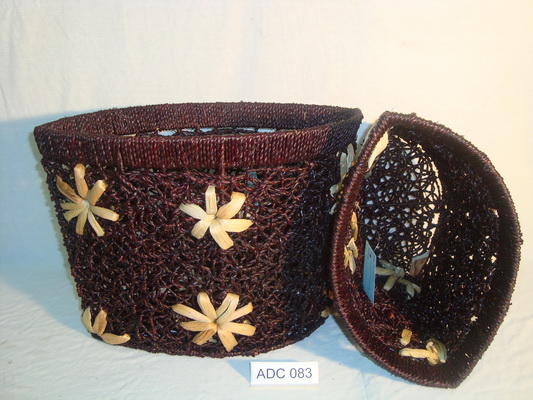 ADC083